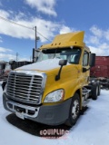2015 FREIGHTLINER CASCADIA TANDEM AXLE DAY CAB