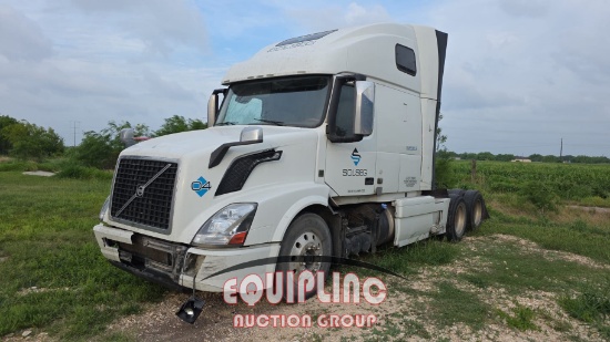 2016 VOLVO VNL TANDEM AXLE SLEEPER