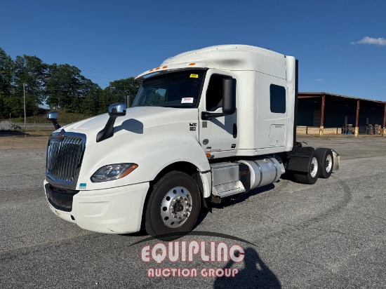 2019 INTERNATIONAL LT625 TANDEM AXLE MIDROOF SLEEPER
