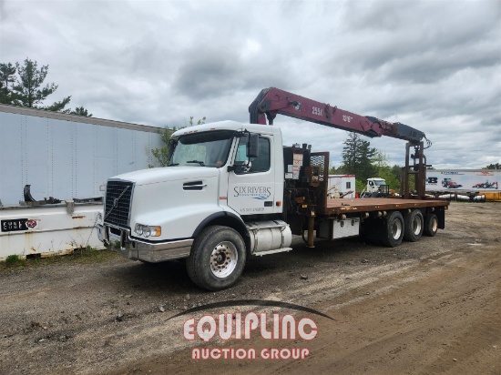 2008 VOLVO VHD64B CRANE TRUCK