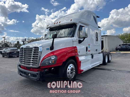 2018 FREIGHTLINER CASCADIA SLEEPER