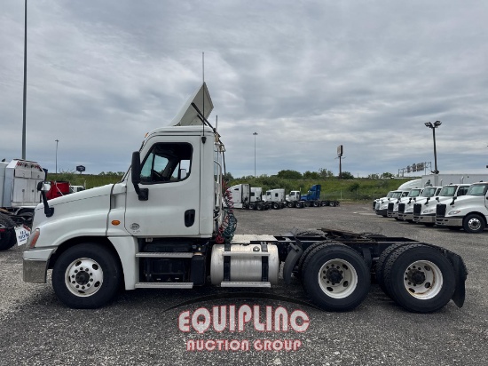2016 FREIGHTLINER CASCADIA DAY CAB