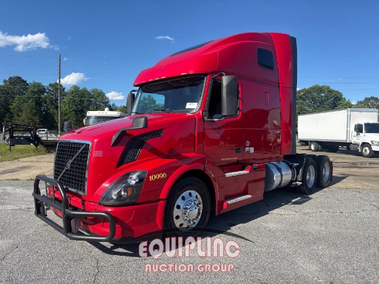 2018 VOLVO VNL64670 TANDEM AXLE SLEEPER