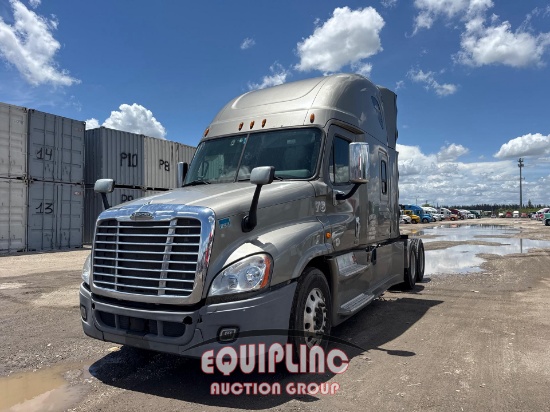 2016 FREIGHTLINER CASCADIA SLEEPER