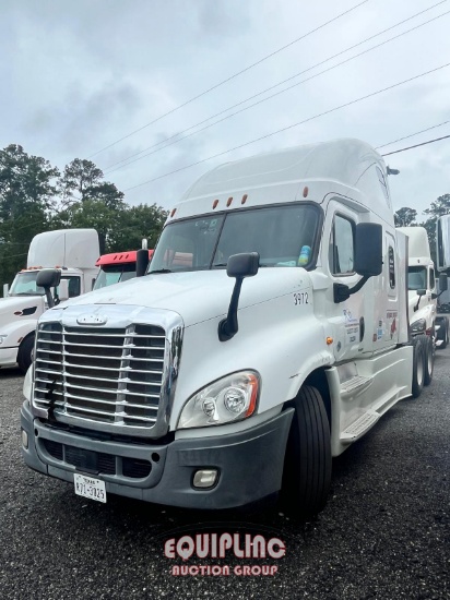 2016 FREIGHTLINER CASCADIA SLEEPER