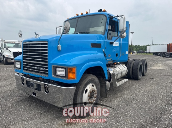 2025 MACK CHU PINNACLE DAY CAB TRACTOR