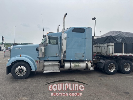 2004 KENWORTH W900 MID ROOF DOUBLE BUNK AERO CAB