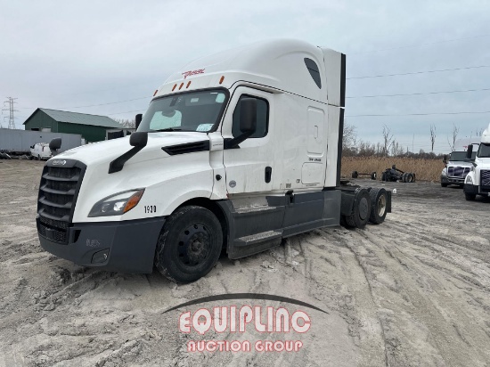 2019 FREIGHTLINER CASCADIA TANDEM AXLE SLEEPER