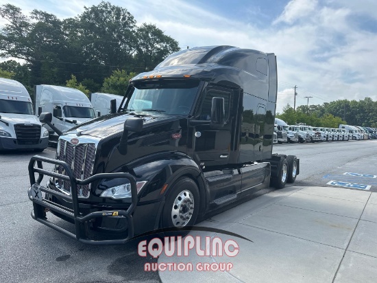 2022 PETERBILT 579 SLEEPER TRUCK
