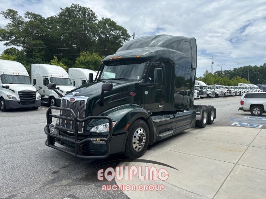 2022 PETERBILT 579 SLEEPER TRUCK
