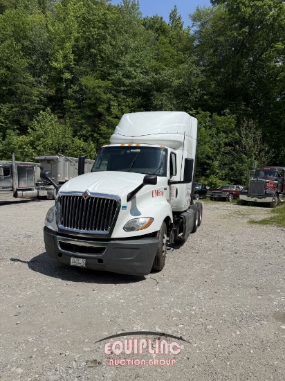 2018 INTERNATIONAL LT625 TANDEM AXLE SLEEPER