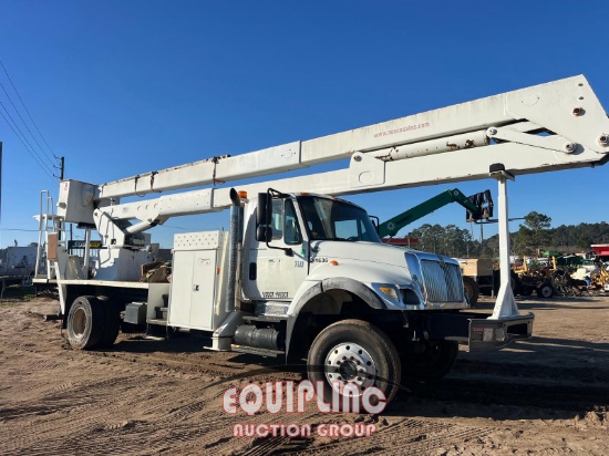 2006 INTERNATIONAL 7300 BOOM TRUCK