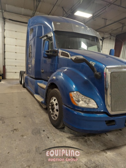 2018 KENWORTH T680 TANDEM AXLE SLEEPER