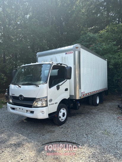 2019 HINO 155 16FT BOX TRUCK