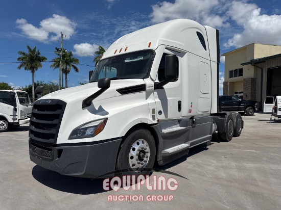 2021 FREIGHTLINER CASCADIA SLEEPER