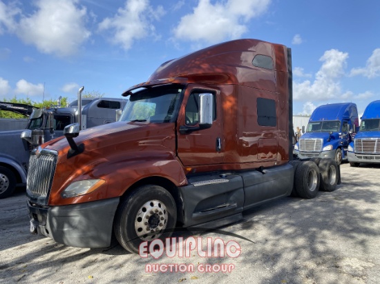 2019 INTERNATIONAL LT625 SLEEPER