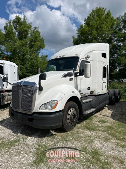 2016 KENWORTH T680 TANDEM AXLE SLEEPER