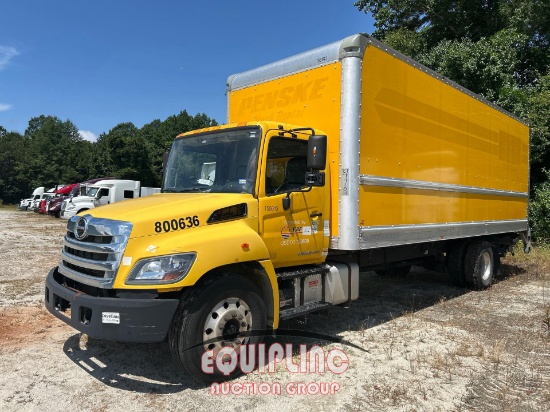 2017 HINO 268 26FT NO CDL BOX TRUCK