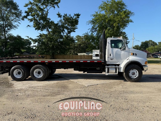 2006 STERLING TANDEM AXLE FLAT BED
