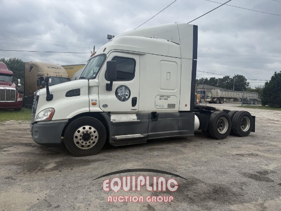 2018 FREIGHTLINER CASCADIA TANDEM AXLE SLEEPER