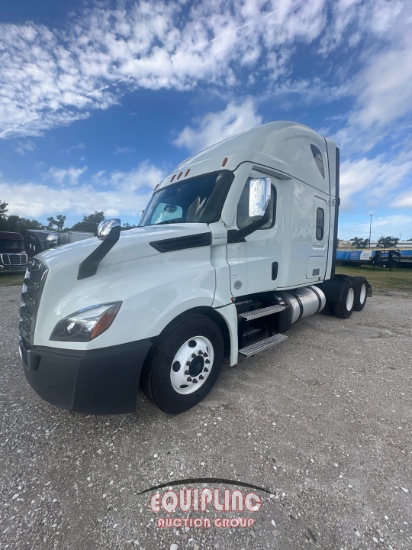 2022 FREIGHTLINER CASCADIA SLEEPER