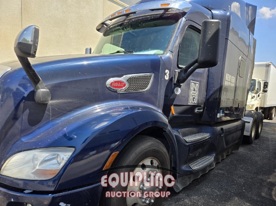 2019 PETERBILT 579 TANDEM AXLE SLEEPER TRUCK