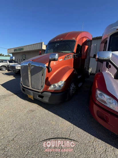2019 KENWORTH T680 TANDEM AXLE SLEEPER