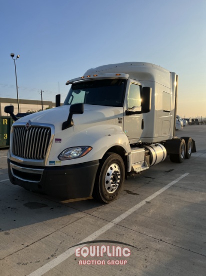 2020 INTERNATIONAL LT625 SLEEPER TRUCK
