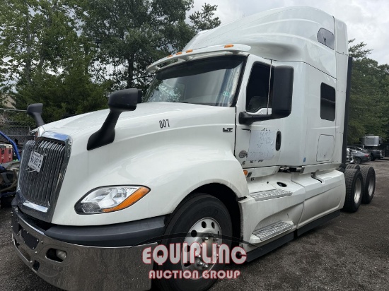 2019 INTERNATIONAL LT625 TANDEM AXLE SLEEPER