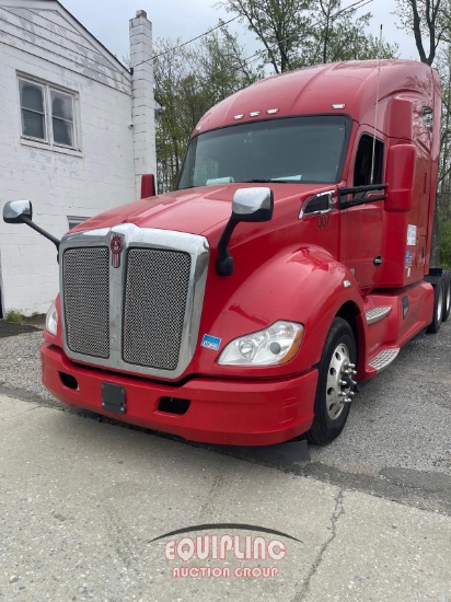 2020 KENWORTH T680 TANDEM AXLE SLEEPER
