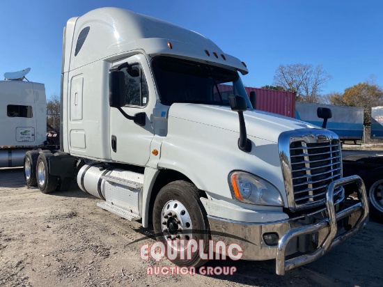 2016 FREIGHTLINER CASCADIA SLEEPER