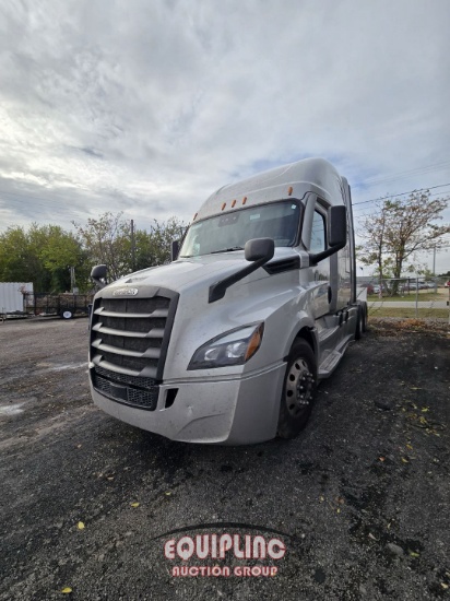 2021 FREIGHTLINER CASCADIA TANDEM AXLE SLEEPER