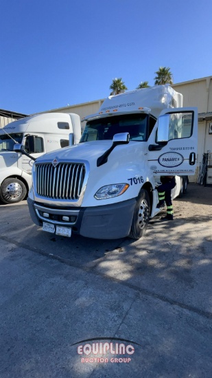2020 INTERNATIONAL LT625 SLEEPER TRUCK