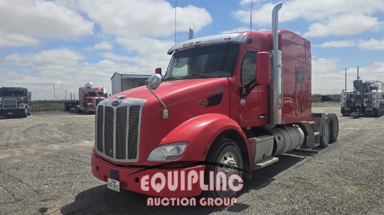 2018 PETERBILT 579 6X4 T/A SLEEPER TRUCK TRACTOR