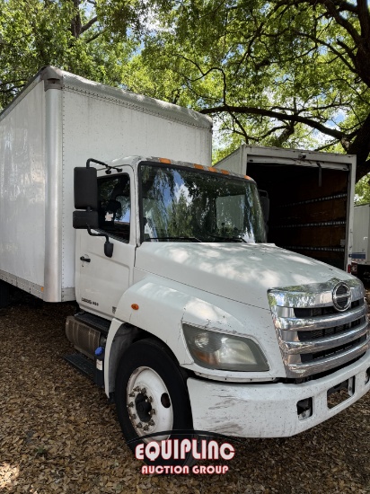 2017 HINO 268 4X2 S/A 26FT NON CDL BOX TRUCK