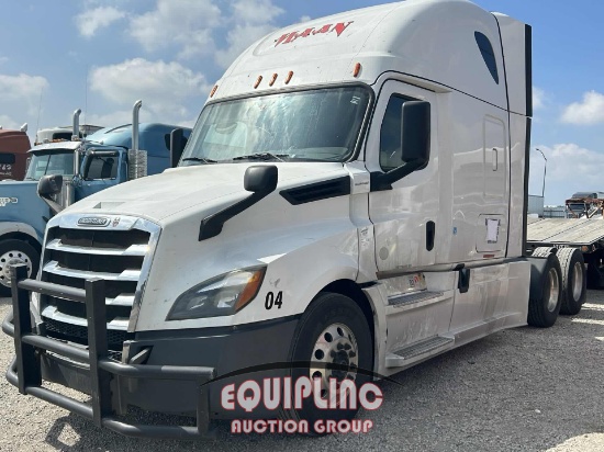 2019 FREIGHTLINER CASCADIA  6X4 T/A SLEEPER TRUCK TRACTOR