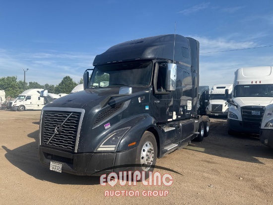 2020 VOLVO VNL T/A 6X4 SLEEPER TRUCK TRACTOR