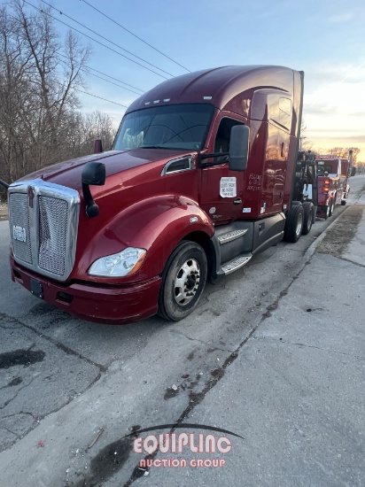 2016 Kenworth T680 6x4 T/A Sleeper Truck Tractor