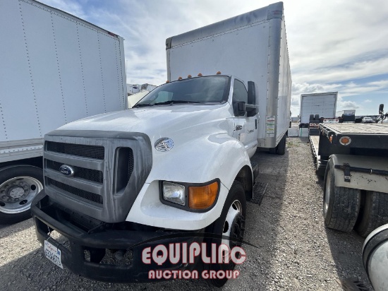 2015 Ford F750 4x2 S/A 22ft Box Truck