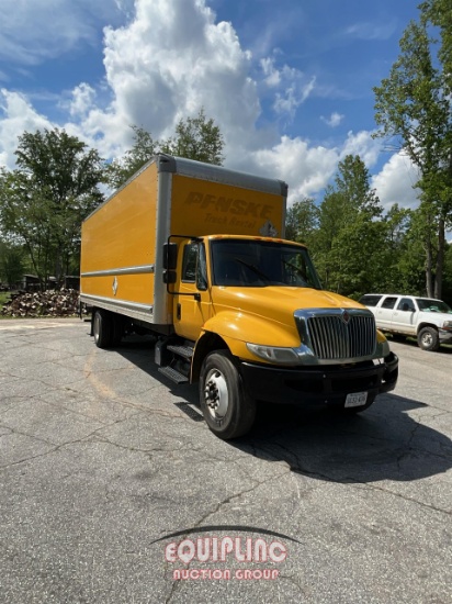 2019 International 4300 4x2 26ft Cdl Required Box Truck