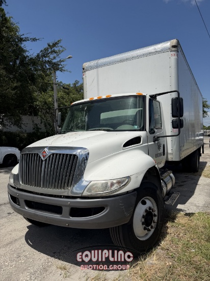 2019 International 4300 4x2 S/A 26ft Non Cdl Box Truck