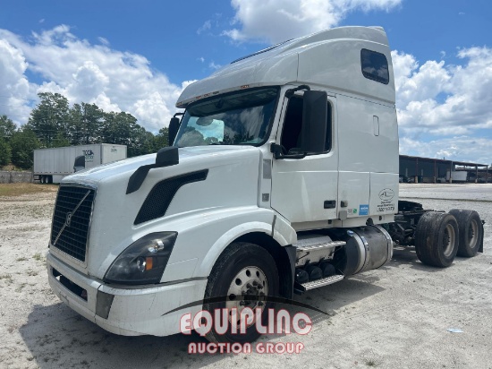 2018 VOLVO VNL 6X4 T/A SLEEPER TRUCK TRACTOR