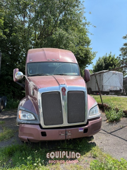 2016 KENWORTH T700 6X4 T/A SLEEPER TRUCK TRACTOR