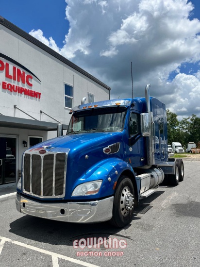 2019 PETERBILT 579 6X4 T/A SLEEPER TRUCK TRACTOR