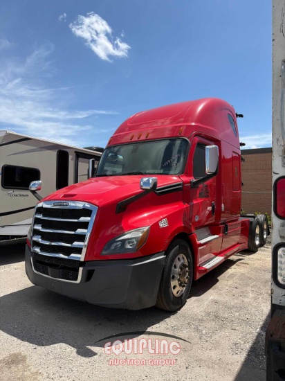 2019 FREIGHTLINER CASCADIA 6X4 T/A SLEEPER TRUCK TRACTOR