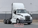 2019 FREIGHTLINER CASCADIA 126 6X4 T/A DAY CAB TRUCK TRACTOR
