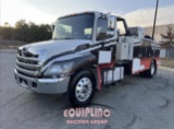 2017 HINO 268 4X2 S/A SERVICE TRUCK
