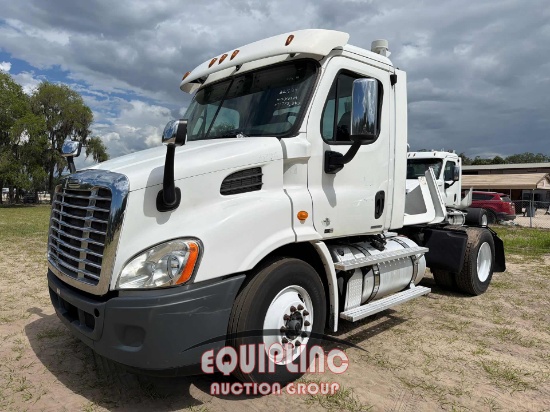 2011 FREIGHTLINER CASCADIA SINGLE AXLE DAY CAB TRUCK TRACTOR
