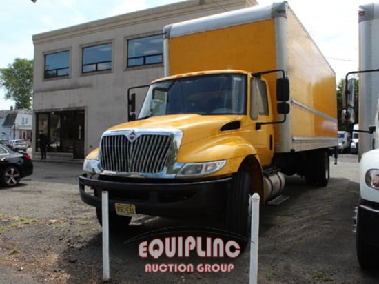 2018 INTERNATIONAL 4300 4X2 S/A 26FT NON CDL BOX TRUCK