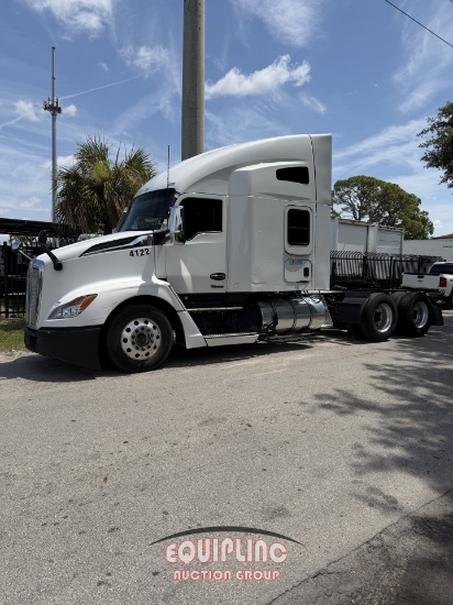 2023 KENWORTH T680 6X4 T/A SLEEPER TRUCK TRACTOR
